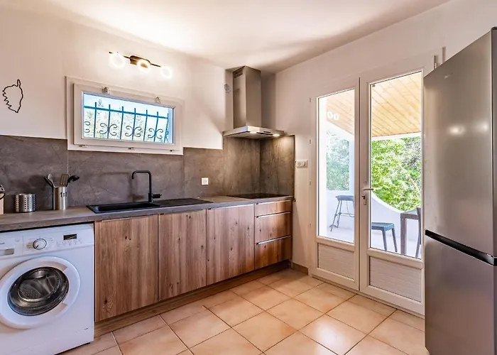 Bruzzi By Interhome Vakantiehuis Pianottoli-Caldarello (Corsica)