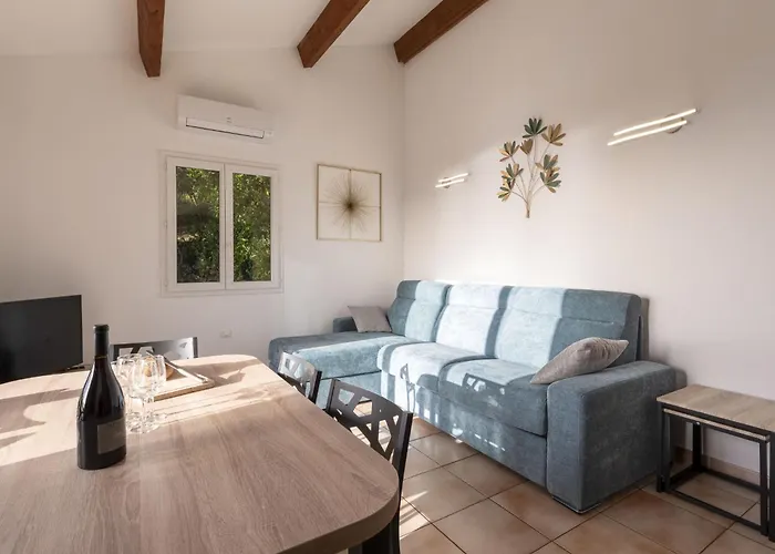 Bruzzi By Interhome Vakantiehuis *